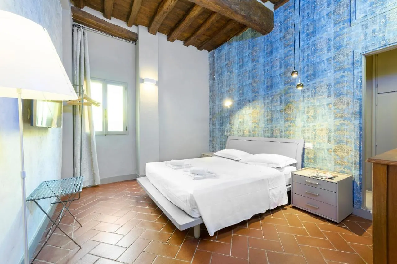 Santa Trinita Industrial Flat Apartment Florence