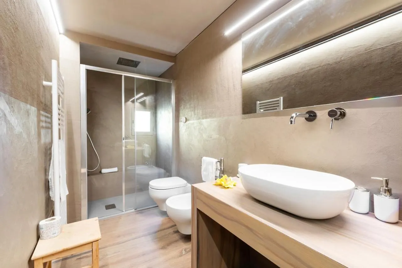 Santa Trinita Industrial Flat Apartment Florence Italy